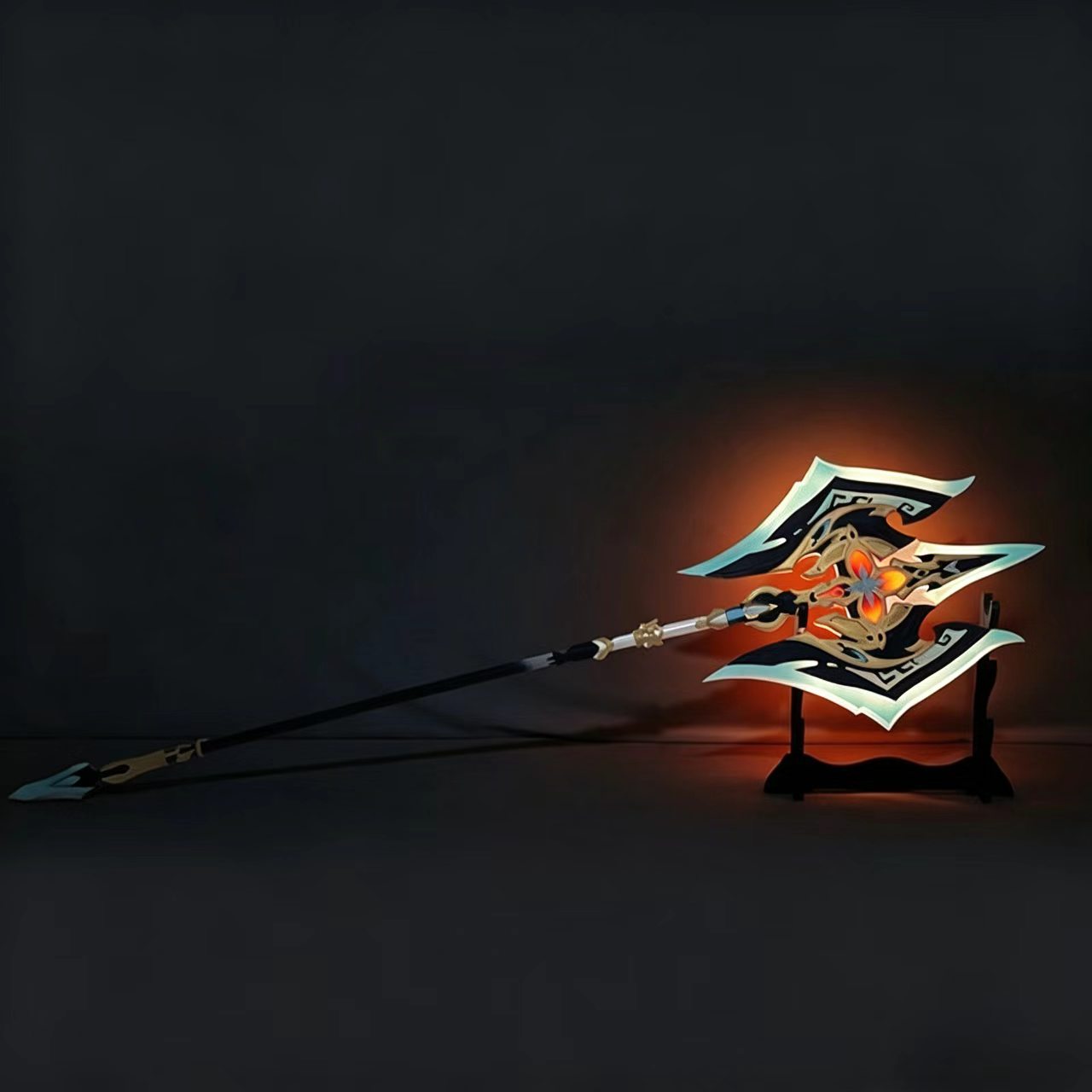 سيف وفأس فيشياو من لعبة هونكاي - مراجعة Cosplay Prop Axe وسعره